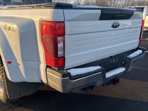 Used 2020 Ford F350 XLT image 4