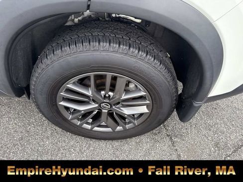 Used 2021 Nissan Rogue S image 12