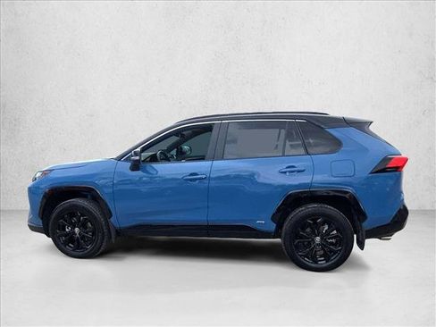 Used 2024 Toyota RAV4 XSE w/ Weather Package AWD/4WD image 9