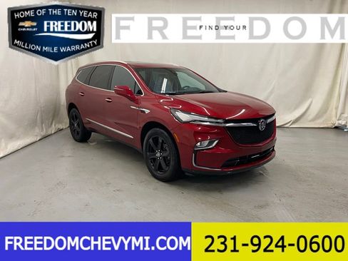 Used 2023 Buick Enclave Essence w/ Experience Buick Package AWD/4WD image 1
