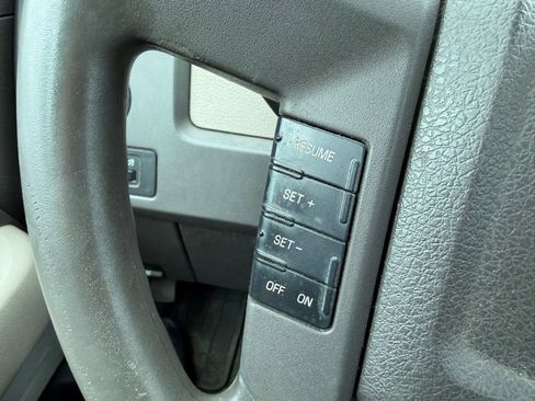 Used 2010 Ford F150 XLT AWD/4WD image 15