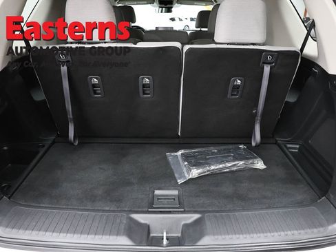 Used 2023 Honda Pilot LX image 9