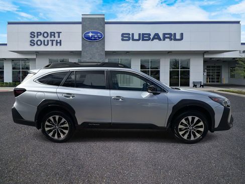 Used 2025 Subaru Outback Limited XT w/ Popular Package #2 image 2