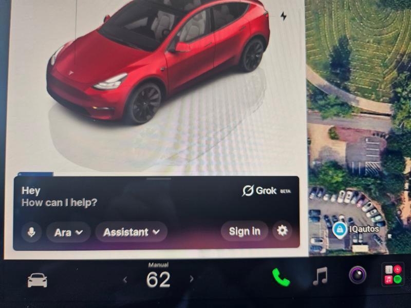 Used 2023 Tesla Model Y Long Range AWD/4WD image 45