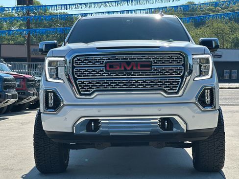 Used 2022 GMC Sierra 1500 Denali w/ Denali Reserve Package AWD/4WD image 2