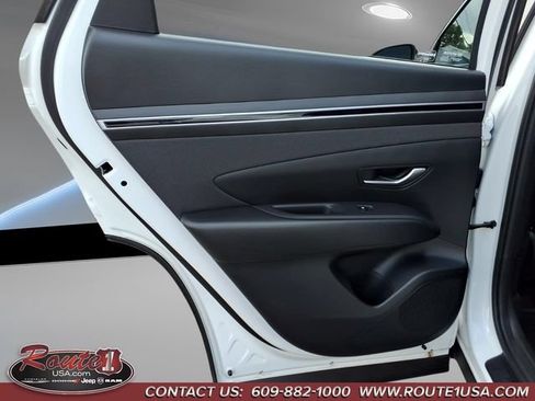Used 2023 Hyundai Tucson SEL w/ Convenience Package AWD/4WD image 22