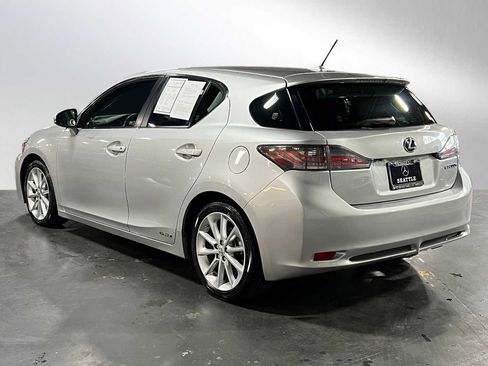 Used 2011 Lexus CT 200h Premium image 5