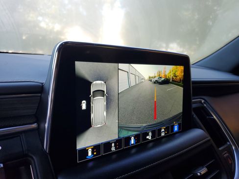 Used 2021 GMC Yukon SLT w/ SLT Premium Package image 86