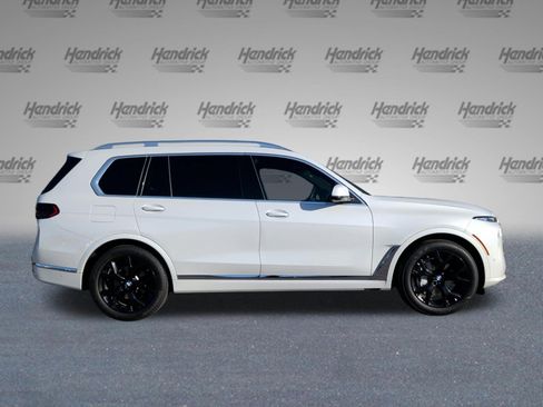 Used 2023 BMW X7 xDrive40i w/ Premium Package image 6
