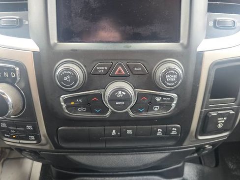 Used 2019 RAM 1500 Big Horn AWD/4WD image 23