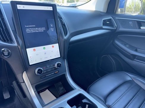 Used 2024 Ford Edge SEL image 10