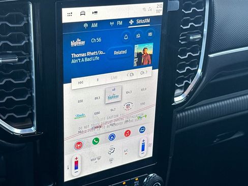 New 2025 Ford Ranger XLT w/ Black Appearance Package image 17