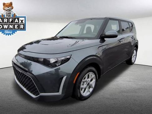 Used 2023 Kia Soul LX w/ Option Group 015 image 5