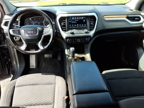 Used 2017 GMC Acadia SLE AWD/4WD image 13