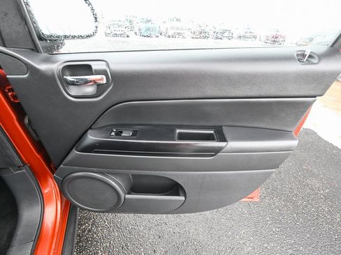 Used 2012 Jeep Compass Latitude image 24