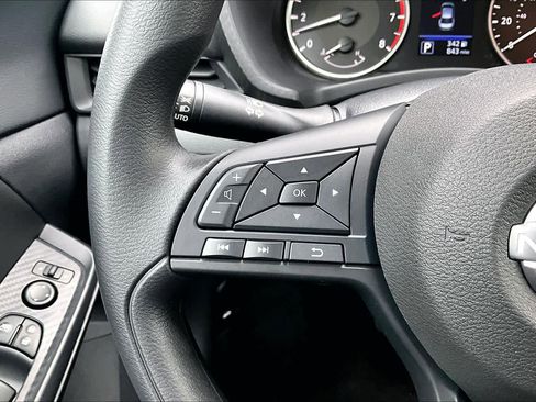 Certified 2025 Nissan Sentra S image 21