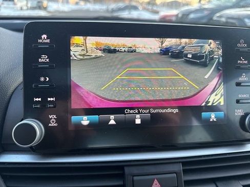Certified 2020 Honda Accord EX image 9