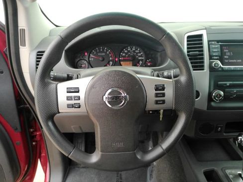 Used 2017 Nissan Frontier SV RWD image 27