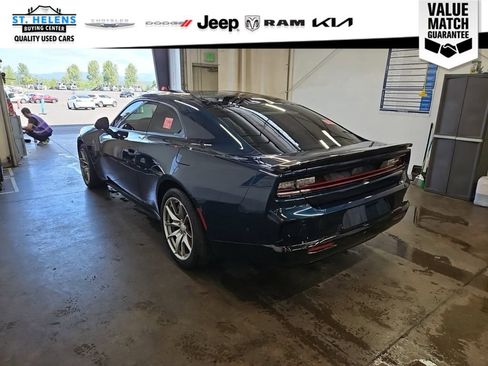 Used 2025 Dodge Charger Daytona Scat Pack w/ Track Pack AWD/4WD image 8