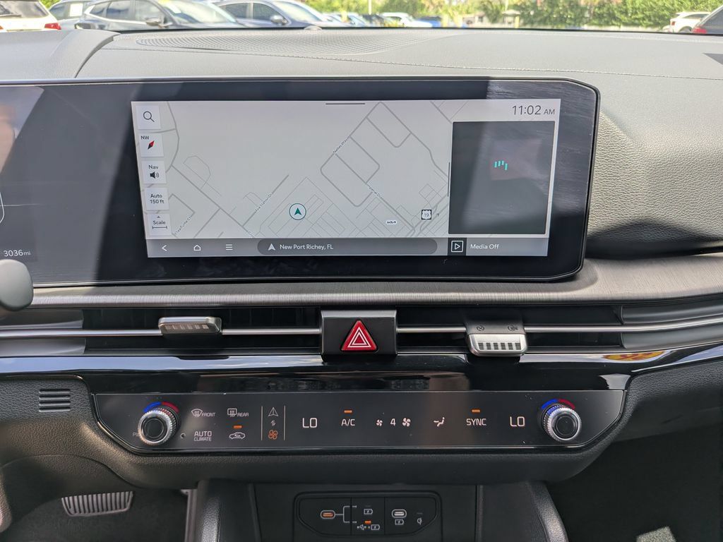 Certified 2026 Kia Sportage X-Line w/ X-Line Technology Package AWD/4WD image 24