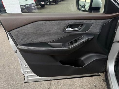 Certified 2021 Nissan Rogue SV image 19