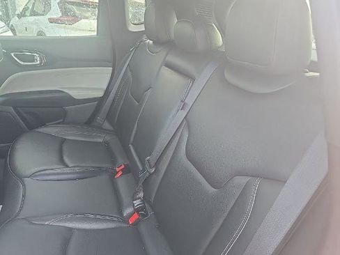 Used 2025 Jeep Compass Limited AWD/4WD image 10