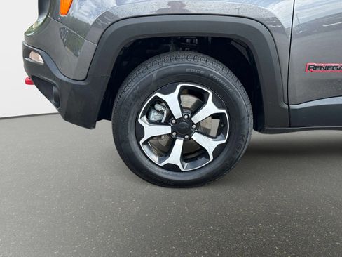Used 2020 Jeep Renegade Trailhawk w/ Cold Weather Group AWD/4WD image 12