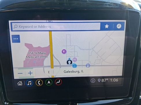 Used 2021 Chevrolet Traverse RS image 24