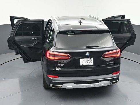 Used 2023 BMW X5 xDrive40i AWD/4WD image 48
