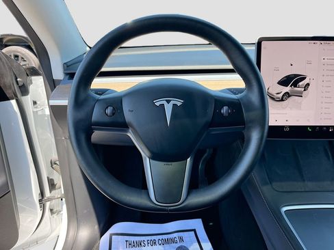 Used 2023 Tesla Model Y Long Range AWD/4WD image 10