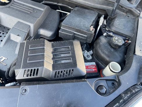 Used 2016 Chevrolet Equinox LTZ w/ Enhanced Convenience Package image 39