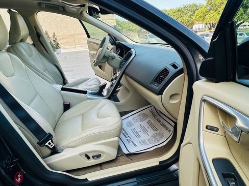 Used 2013 Volvo XC60 T6 AWD/4WD image 22