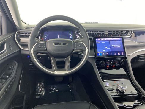 Used 2022 Jeep Grand Cherokee Limited 4xe w/ Luxury Tech Group II image 21