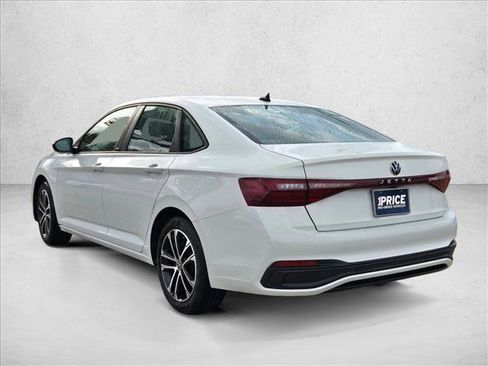 Used 2025 Volkswagen Jetta Sport FWD image 7