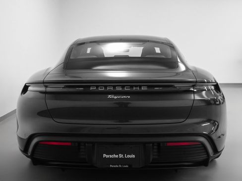 New 2025 Porsche Taycan image 11