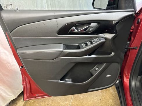 Certified 2023 Chevrolet Traverse RS w/ LPO, Floor Liner Package image 27
