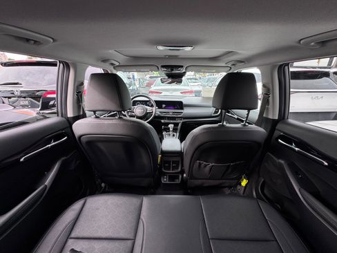 Used 2024 Kia Seltos EX image 9