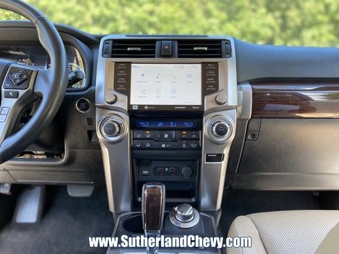 Used 2020 Toyota 4Runner Limited image 27