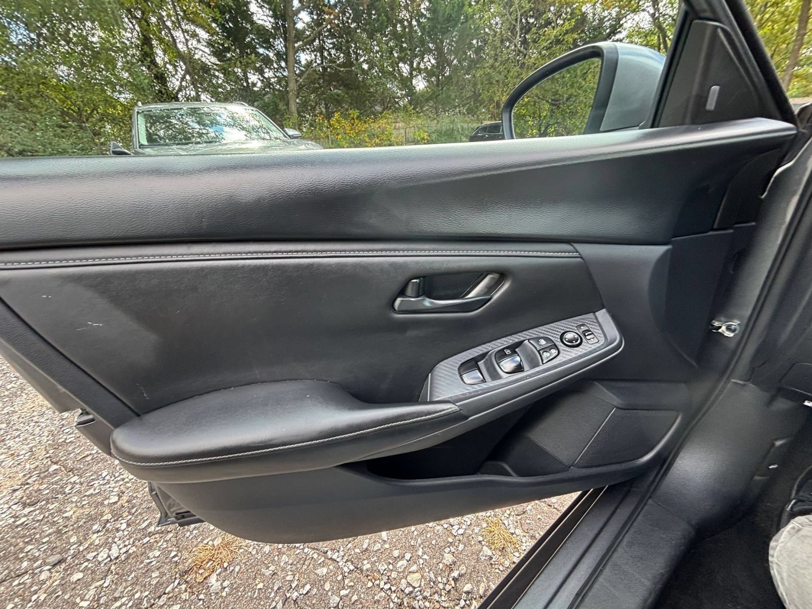 Used 2025 Nissan Sentra S FWD image 19