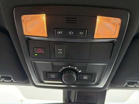 Certified 2023 Toyota Tacoma TRD Off-Road image 26