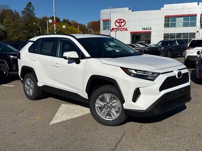 New 2025 Toyota RAV4 XLE