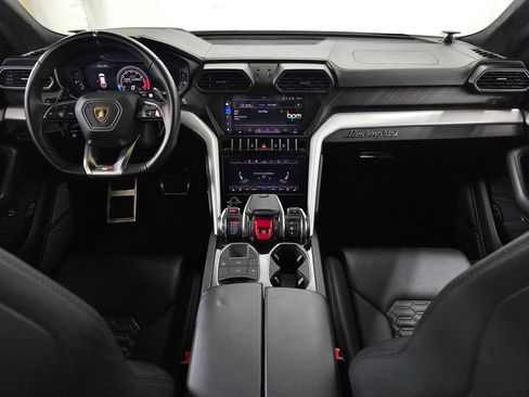 Used 2019 Lamborghini Urus AWD/4WD image 14