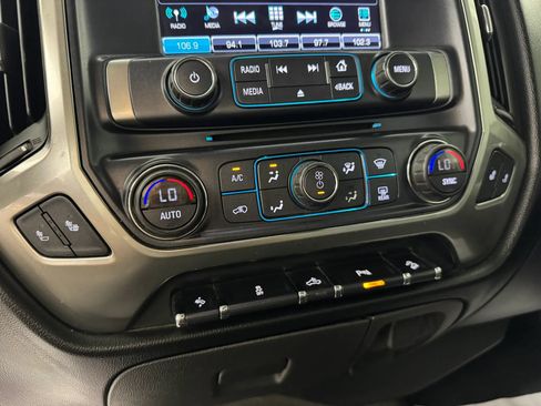 Used 2018 Chevrolet Silverado 1500 LT w/ All Star Edition AWD/4WD image 20