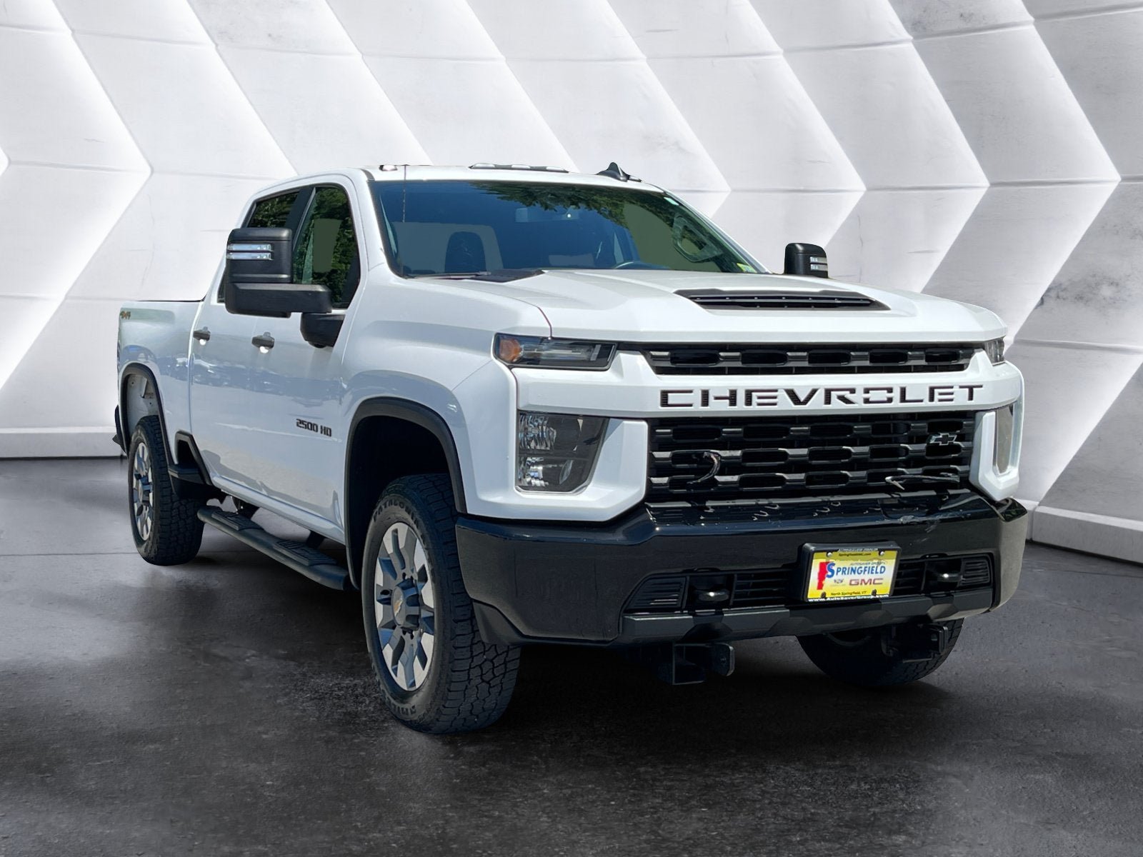 Used 2023 Chevrolet Silverado 2500 Custom w/ Custom Value Package AWD/4WD image 8