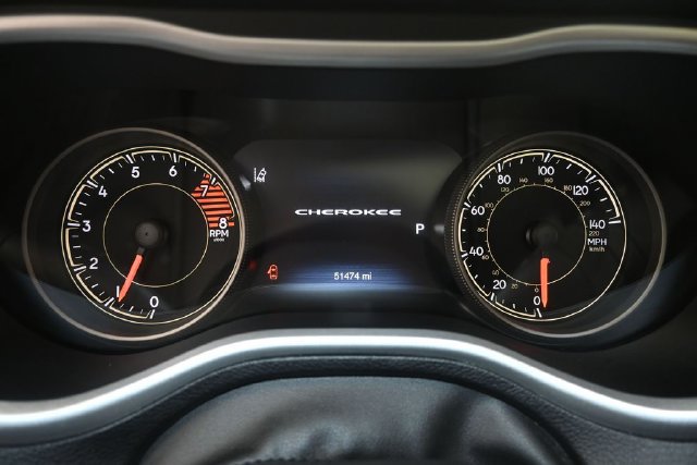 Used 2018 Jeep Cherokee Trailhawk w/ Quick Order Package 27L AWD/4WD image 6