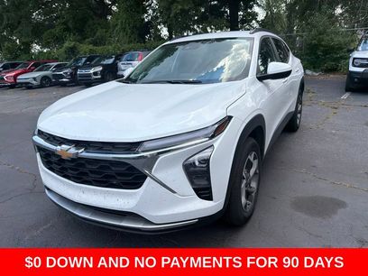 Used 2025 Chevrolet Trax LT w/ LT Convenience Package