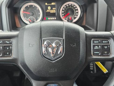 Used 2018 RAM 1500 Express w/ Express Value Package image 11