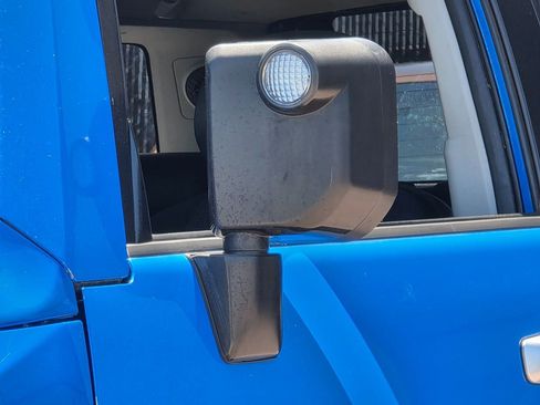 Used 2007 Toyota FJ Cruiser 4WD image 9