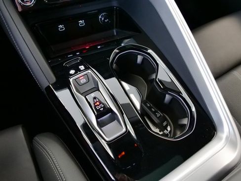 New 2025 Audi Q5 Prestige image 25