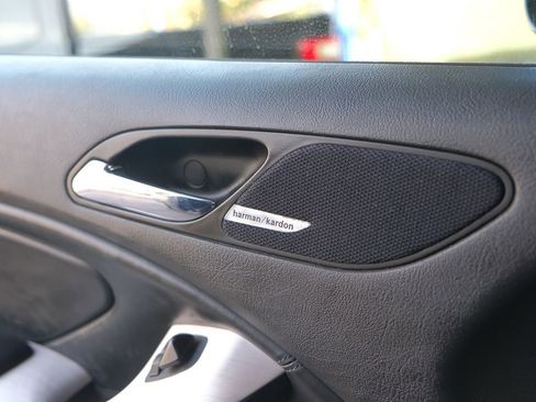 Used 2004 BMW M3 Convertible image 11